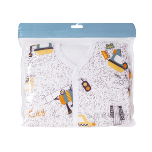 Caja de Regalo con Cinco Piezas de Ropa para Bebé Recién Nacido - Product Image 1