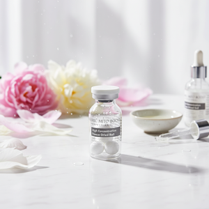 Bola de Péptidos de Colágeno Hidrolizado con Ceramida para un Equilibrio de Hidratación Facial de Aspecto Saludable - Product Image 3