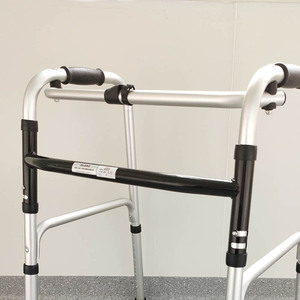 <span class=keywords><strong>Déambulateur</strong></span> pliable Biobase pour personnes âgées, <span class=keywords><strong>réglable</strong></span> en hauteur, pliage en un clic, <span class=keywords><strong>déambulateur</strong></span> <span class=keywords><strong>fixe</strong></span> robuste pour la mobilité - Product Image 2