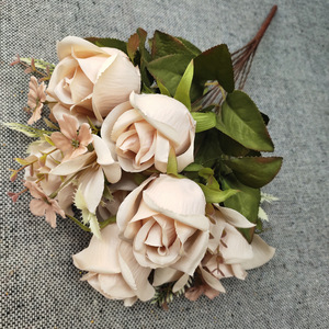 D050835 Artificial <strong>Fake</strong> Flowers Silk Artificial <strong>Roses</strong> 11 Heads Bridal Wedding Bouquet for Home Garden Party Wedding Decoration - Product Image 5