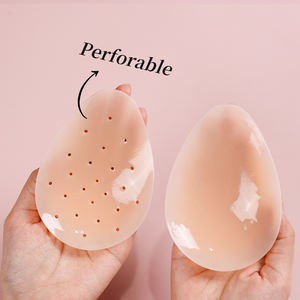 ที่ปิดหัวนมซิลิโคนยกกระชับขึ้นนำมาใช้ใหม่ได้สติกเกอร์หัวนมเหนียวกันน้ำที่คลุมเต้านมระบายอากาศได้สำหรับชุดเดรส - Product Image 1