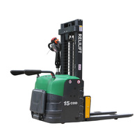 Chariot élévateur électrique à conducteur marchant de 1,5 tonne, levée de 3 m |   RELILIFT CDD1530 |   Allée étroite de 2560 mm |   Batterie au plomb-acide |   Conception compacte