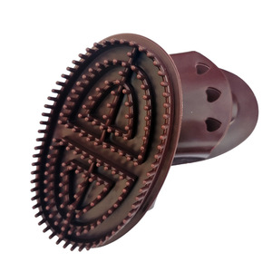 Lightweight massage <b>brush</b> - Product Image 1