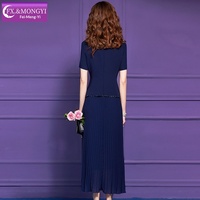 Robe d'été élégante haut de gamme FMY70789 à manches courtes, coupe trapèze, en cachemire perlé, longueur thé, avec jupe plissée grand format - Bleu pour femmes