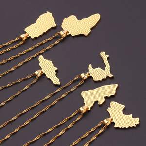YBcustom OEM/ODM esmaltado África América <span class=keywords><strong>Asia</strong></span> <span class=keywords><strong>Europa</strong></span> país bandera collar <span class=keywords><strong>mapa</strong></span> del mundo collares para mujeres - Product Image 6