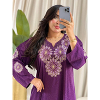 Lüks El Yapımı Etnik Desenli Kaftan Canlı Çiçek İşlemeli V Yaka Hafif Bol Kesim Premium Kumaş Tesettür