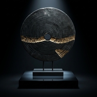 Sculpture artisanale en bois carbonisé, disque circulaire à grain naturel, support en métal, design Art Déco, décoration intérieure, baptême