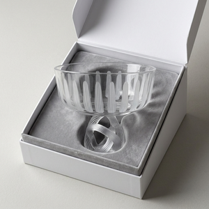 Cuenco de vidrio moderno de lujo hecho a mano con patrón grabado vertical y tallo retorcido, centro de mesa decorativo artístico para el hogar o bodas - Product Image 6