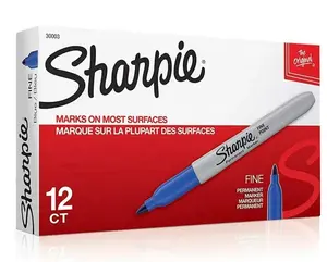 Rotulador permanente Sharpie color marrón con punta fina