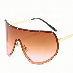 Lunettes de soleil de luxe à logo personnalisé, dégradé, rivets, grande monture, pour femmes et hommes, protection UV400, surdimensionnées, en métal - Product Image 5