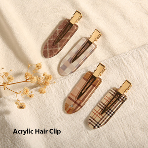 En gros Pinces à cheveux rétro françaises <span class=keywords><strong>sans</strong></span> pli, Pinces de maquillage à carreaux, Pinces crocodiles <span class=keywords><strong>sans</strong></span> pli pour le coiffage, Accessoires pour femmes - Product Image 3
