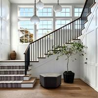 Main courante d'escalier extérieure moderne en aluminium de marque UALU, haute résistance, antirouille, résistante à l'eau, installation facile, pour bâtiments résidentiels