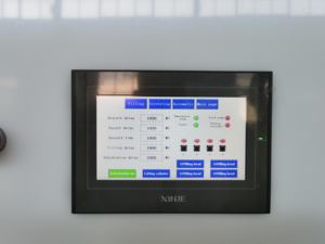 Remplisseuses <span class=keywords><strong>de</strong></span> bouteilles en plastique corrosives acides semi-automatiques pour détergent liquide chimique <span class=keywords><strong>de</strong></span> blanchiment pour bouteilles en plastique - Product Image 6