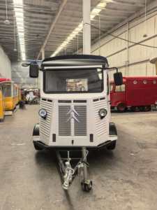 Food Truck à Crêpes <span class=keywords><strong>et</strong></span> Galettes Françaises avec Deux Brûleurs, Crêperie Sucrée <span class=keywords><strong>et</strong></span> Salée pour les Marchés de Noël <span class=keywords><strong>et</strong></span> les Festivals de la Côte d'Azur - Product Image 3