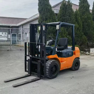 Montacargas Usado Original Japonés de 1.5/2.5/3/3.5/4/4.5/5 Toneladas con Motor Diésel HYSTER, Toyota, TCM, Komatsu, Apilador, Transpaleta FD30 - Product Image 1