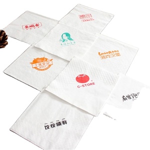 Serviettes en papier personnalisées en gros, 2 plis, pliées en 1/4, style sac, pour <span class=keywords><strong>restaurant</strong></span> et cocktails - Product Image 1