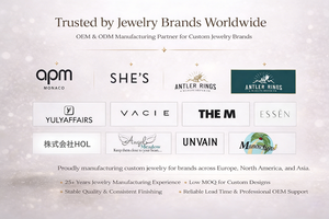 Anello di Fidanzamento e Matrimonio Personalizzato in Argento <span class=keywords><strong>925</strong></span> Placcato Oro Giallo 18K con Plumeria Intagliata a Mano per Donne e Uomini per Feste - Product Image 6