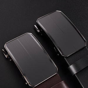 <span class=keywords><strong>Ceinture</strong></span> en <span class=keywords><strong>cuir</strong></span> véritable pour <span class=keywords><strong>homme</strong></span>, en <span class=keywords><strong>cuir</strong></span> de vachette de qualité supérieure, boucle automatique, fabrication directe d'usine, prise en charge de l'<span class=keywords><strong>achat</strong></span> en gros - Product Image 6