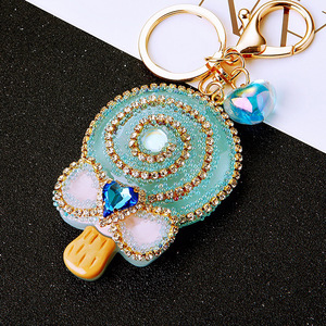 Porte-clés mignon en forme de sucette, rond, en plastique, avec strass, couleurs jaune, rose, bleu, corail, mousqueton - Product Image 3