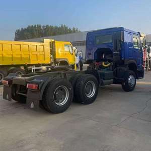 Le tracteur Howo 6x4 est spécialement conçu pour les travaux miniers, la construction et le transport routier, offrant une capacité de charge exceptionnelle. - Product Image 2