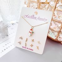 DAIHE Prix de Gros Minimum Ensemble Bijoux Papillon Pendentif Coréen Tendance Perle Zircon pour Femme Collier Ras-du-Cou