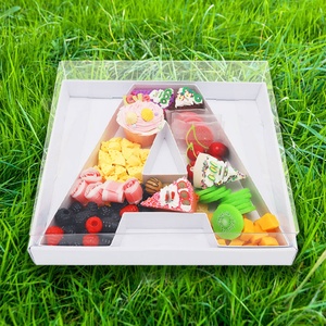 Caja de Regalo con Forma de Letra del Alfabeto, de Cartón Rellenable, con Tapa Transparente de 30.5cm, para Mochis y Pasteles - Product Image 1