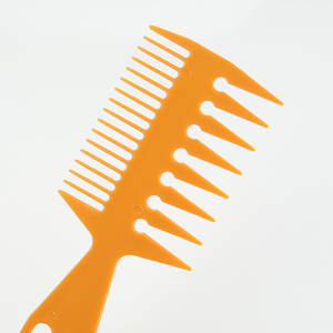 Peine de peluquería Antiestático de plástico con logotipo personalizado, peine de peinado 3 en 1, peine de peluquero de corte de pelo de tamaño pequeño - Product Image 4