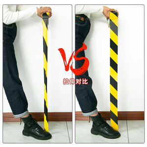 Cinta de Advertencia de PVC Negra y Amarilla, Líneas de Señalización en el Suelo, Grosor de 140u, OSHA 1910.144a, Advertencia para Áreas Públicas - Product Image 1