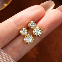 Boucles d'oreilles clous en or 14K plaqué or de haute qualité avec moissanite, motif infini plat en forme de 8 - Tendance unisexe avec certificat GRA