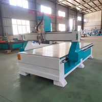 Máquina enrutadora CNC de gran escala de grado industrial para grabado acrílico de madera, corte de precisión, solución de tallado, engranaje de Motor central