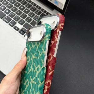 Funda Magnética Delgada de Lujo con Textura de Fibra de Carbono para iPhone 17 15 16 Pro Max 17 Air, Carcasa Rígida Antigolpes - Product Image 4
