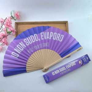 Abanico de Mano Plegable de Madera, Estilo Europeo, Personalizado, con Empaque, para Decoración de Fiestas, Baile y Espectáculos - Product Image 1