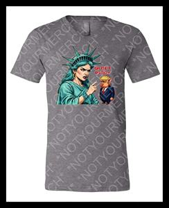 T-shirt Grafica Quiet Piggy Liberty Edition Unisex Grigia con Scollo a V Manica Corta Stampa Digitale Abbigliamento Promozionale - Product Image 3