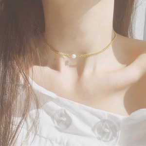 Collier polyvalent en perle d'eau douce naturelle unique avec chaîne courte pour clavicule - Product Image 2