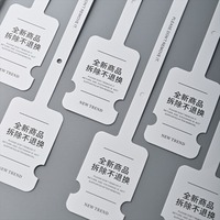 Étiquette volante de vêtements étiquettes volantes pour vêtements propre Logo étiquettes de vêtement en relief impression personnalisée étiquette volante