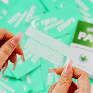 Tiras <span class=keywords><strong>blanqueadoras</strong></span> <span class=keywords><strong>de</strong></span> <span class=keywords><strong>dientes</strong></span> orgánicas para uso doméstico PAP Banda blanqueadora Dental Tiras secas 14 piezas para <span class=keywords><strong>dientes</strong></span> - Product Image 2