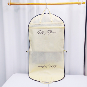 Vente chaude Logo Personnalisé Hommes Costume Couverture Anti-Poussière Sac Grande Capacité Durable Pliable Non-Tissé Costume Couverture avec Fermeture À Glissière - Product Image 3
