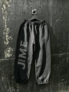 กางเกงวอร์มผ้าฟลีซสีเทาเข้มสำหรับผู้ชาย JME พิมพ์ลายกลิตเตอร์พร้อมโลโก้ตัวอักษร สไตล์สปอร์ตสำหรับใส่ในฤดูใบไม้ร่วง - Product Image 1