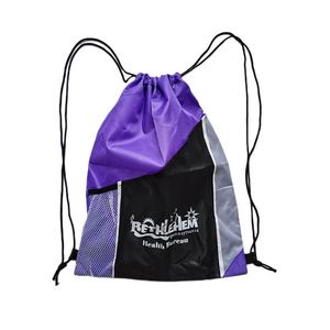 Mochila única con diseño de patchwork y doble cordón, ideal para guardar artículos esenciales de viaje, zapatos o accesorios de playa - Product Image 2