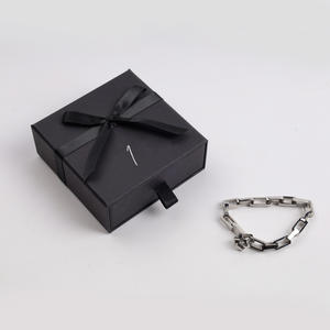 Boîte à bijoux en gros à <span class=keywords><strong>prix</strong></span> d'usine personnalisé, logo sur l'anneau, pas cher, Chine, <span class=keywords><strong>Swarovski</strong></span> rose, livraison - Product Image 1