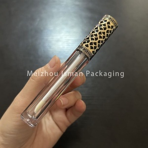ISMAN Tube de brillant à lèvres rond de luxe 4 ml avec capuchon doré creux, contenant en plastique transparent pour rouge à lèvres liquide, vente en gros, logo personnalisé, vente en vrac - Product Image 3