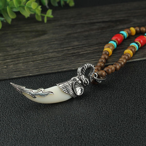 Collar Tibetano Vintage de Plata de Nepal, Cadena de Aleación, Colgante de Diente de Lobo, Cuentas de Madera, Regalo de la Suerte, Accesorios de Oración, Unisex - Product Image 3