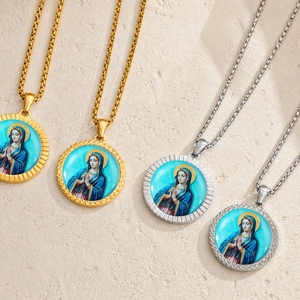 Collar con Colgante de <span class=keywords><strong>la</strong></span> <span class=keywords><strong>Virgen</strong></span> Marí<span class=keywords><strong>a</strong></span> Pintado <span class=keywords><strong>a</strong></span> Mano en Calaíta, Imagen Religiosa Católica, Amuleto Sagrado Personalizado - Product Image 1