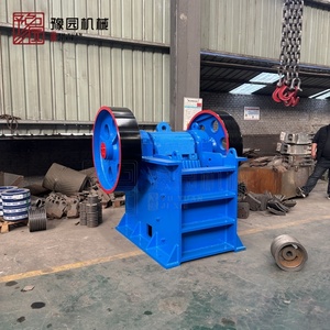 Taşınabilir Mini Çeneli Kırıcı Makinesi 24-56t/s Kapasiteli Karbon Çelik Gövdeli Yüksek Verimli Birincil Kırma Altın Cevheri Granit - Product Image 2