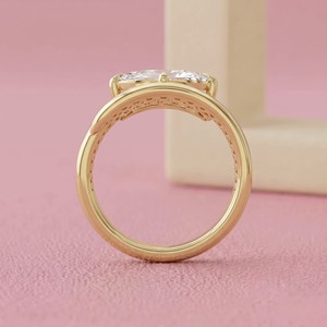 Anillo de Oro de 14K con Diamante Cultivado en Laboratorio, Corte Marquesa, Estilo Bypass, para Joyería Fina de Diseño Moderno y Lujoso - Product Image 2