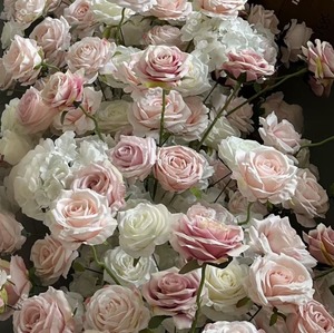 Flores Artificiales PinkLong Row para Decoración de Mesas de Boda, Conferencias y Salas de Exposiciones, Exhibición en Ventanas, Disponibles para Comercio Transfronterizo - Product Image 3