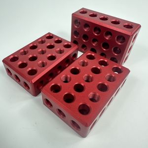 Componenti in Alluminio 6061 e Acciaio Inox Personalizzati, Anodizzazione Dura, Fresatura CNC, Lavorazione di Alta Precisione, EDM a Filo a 4 Assi, Tolleranza +/-0,01 - Product Image 2