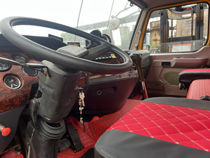 Grue de chantier d'occasion robuste de 70 tonnes, bien entretenue, avec moteur Weichai National III et quatre essieux pour levage de charges lourdes - Product Image 4