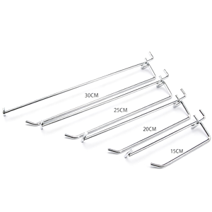 100 Ganchos Plateados para Panel Perforado con Soporte para Etiquetas de Precio - Product Image 1