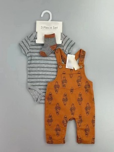 Tute e calzini di alta qualità per neonati tute e calzini per bambini 3 pezzi carino cartone animato vestito 0-18m per ragazzi e ragazze vestito morbido di cotone - Product Image 3